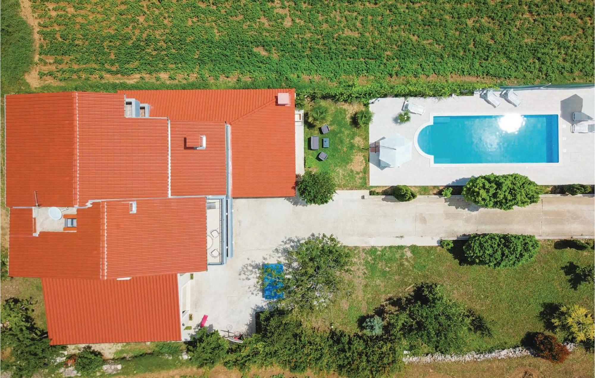 Nice Apartment In Ostrvica With Kitchen Екстер'єр фото